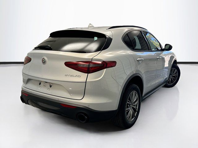 2022 Alfa Romeo Stelvio Sprint