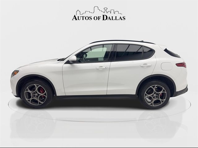 2022 Alfa Romeo Stelvio Sprint