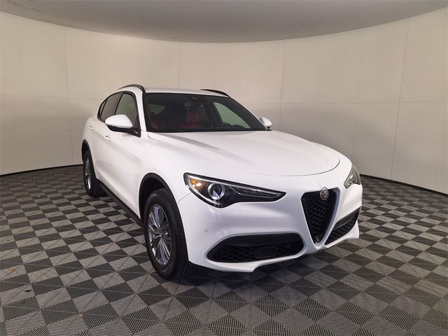 2022 Alfa Romeo Stelvio Sprint