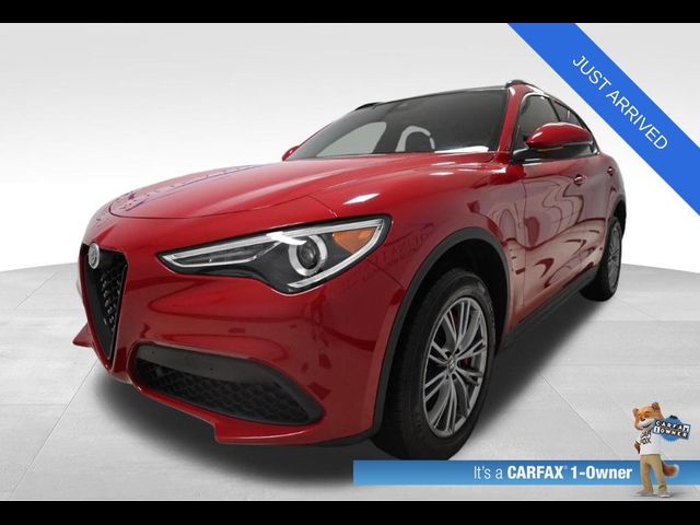 2022 Alfa Romeo Stelvio Sprint