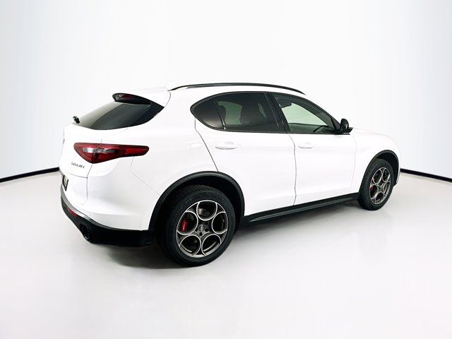 2022 Alfa Romeo Stelvio Sprint