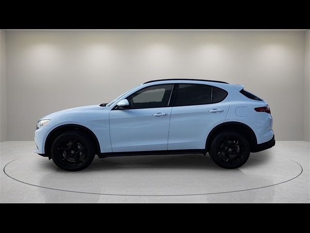 2022 Alfa Romeo Stelvio Sprint