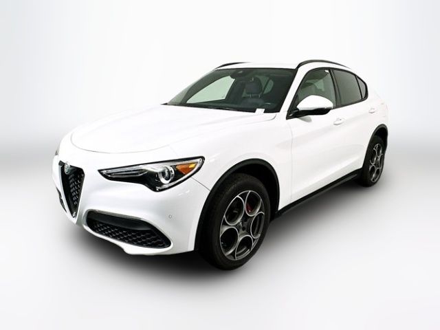 2022 Alfa Romeo Stelvio Sprint