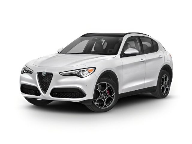 2022 Alfa Romeo Stelvio Sprint