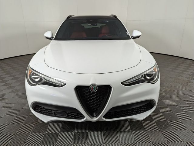 2022 Alfa Romeo Stelvio Sprint