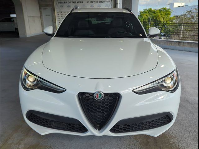 2022 Alfa Romeo Stelvio Sprint