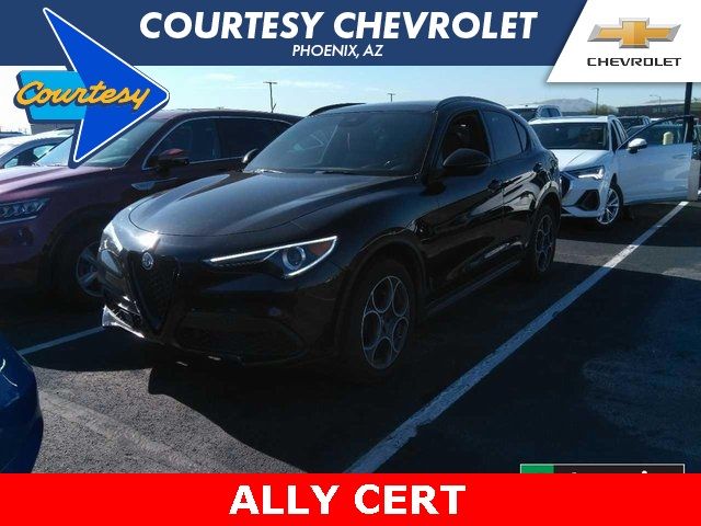 2022 Alfa Romeo Stelvio Sprint