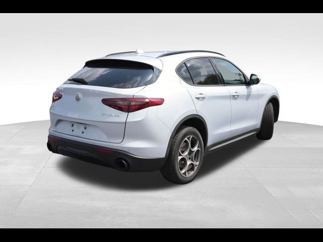 2022 Alfa Romeo Stelvio Sprint