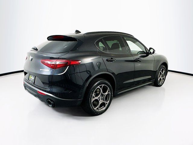 2022 Alfa Romeo Stelvio Sprint