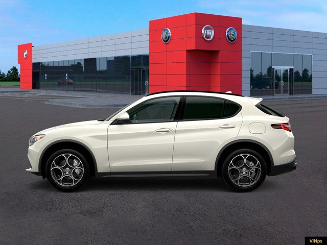 2022 Alfa Romeo Stelvio Sprint