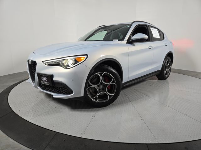 2022 Alfa Romeo Stelvio Sprint