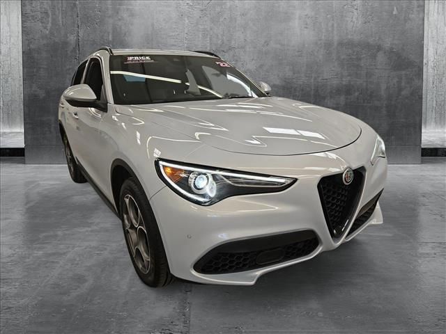 2022 Alfa Romeo Stelvio Sprint