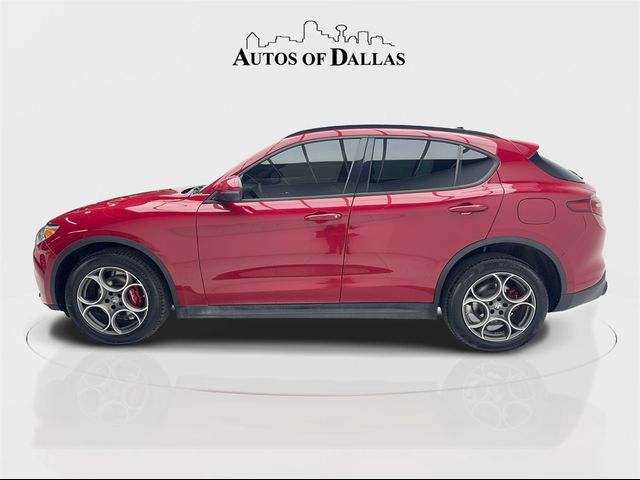 2022 Alfa Romeo Stelvio Sprint