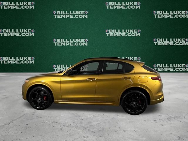 2022 Alfa Romeo Stelvio Veloce