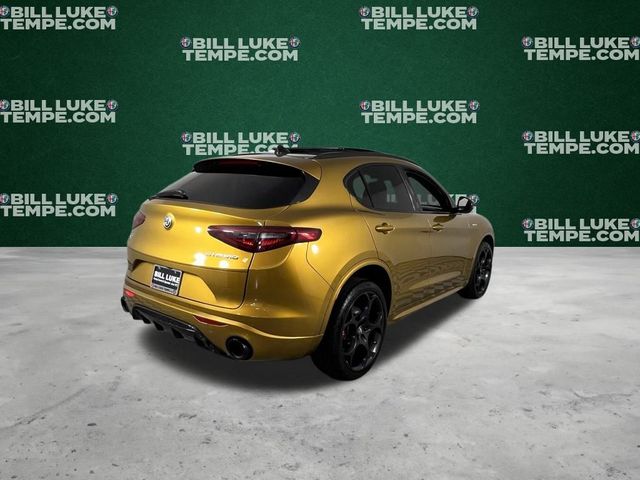 2022 Alfa Romeo Stelvio Veloce