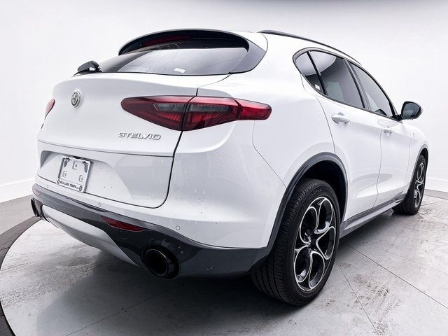 2022 Alfa Romeo Stelvio Ti