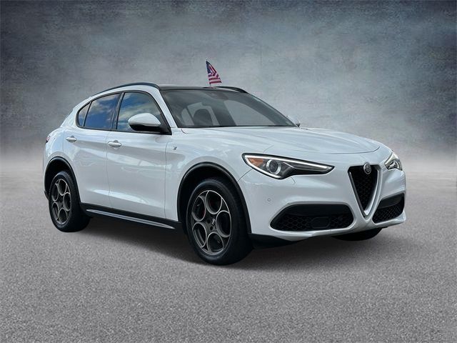 2022 Alfa Romeo Stelvio Ti