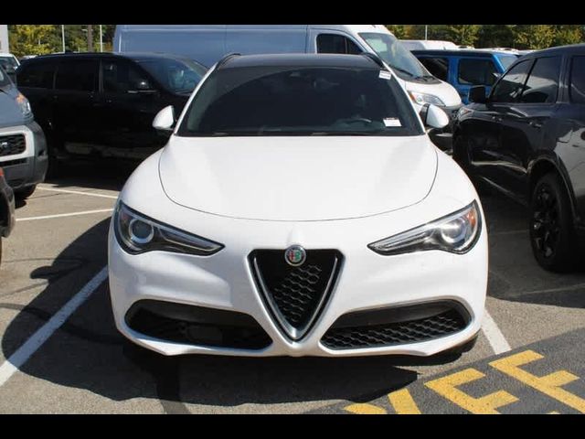 2022 Alfa Romeo Stelvio Ti