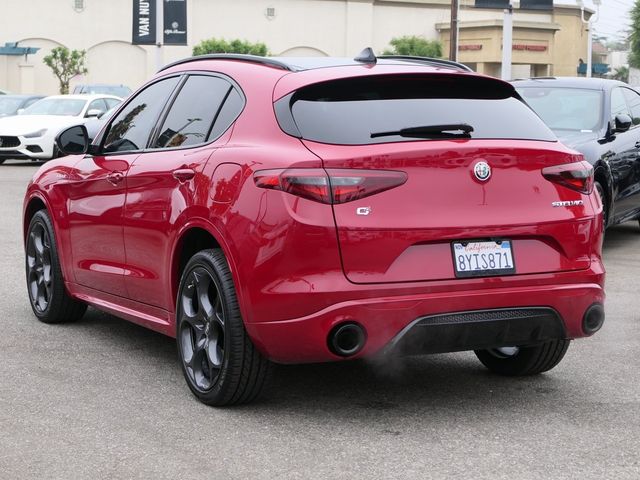 2022 Alfa Romeo Stelvio Veloce