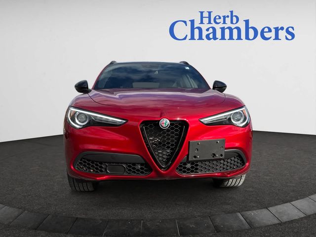 2022 Alfa Romeo Stelvio Veloce