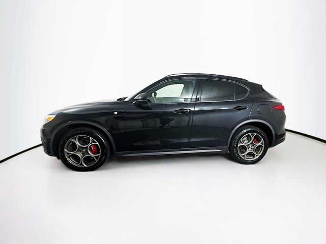 2022 Alfa Romeo Stelvio Ti