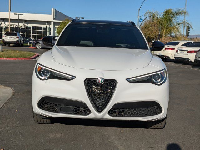 2022 Alfa Romeo Stelvio Veloce