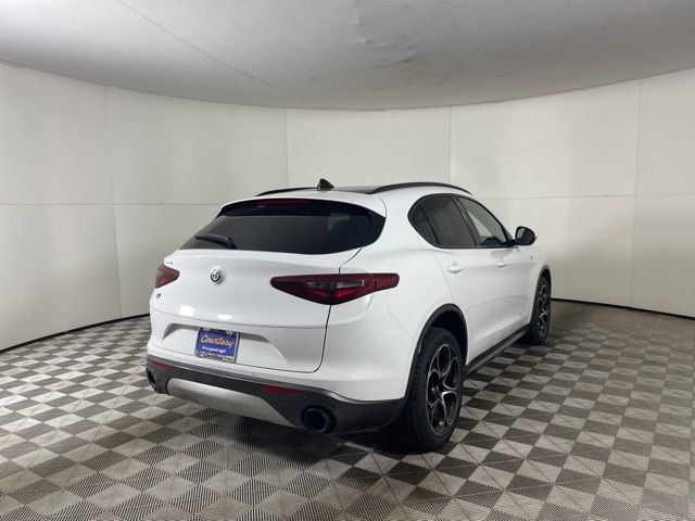 2022 Alfa Romeo Stelvio Ti