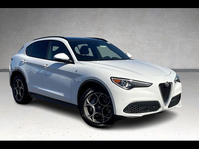 2022 Alfa Romeo Stelvio Ti