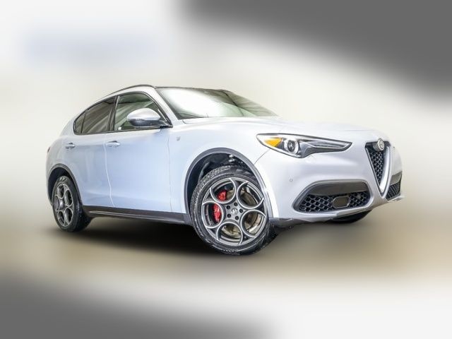 2022 Alfa Romeo Stelvio Ti