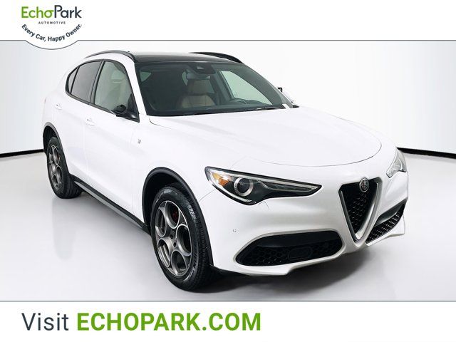 2022 Alfa Romeo Stelvio Ti