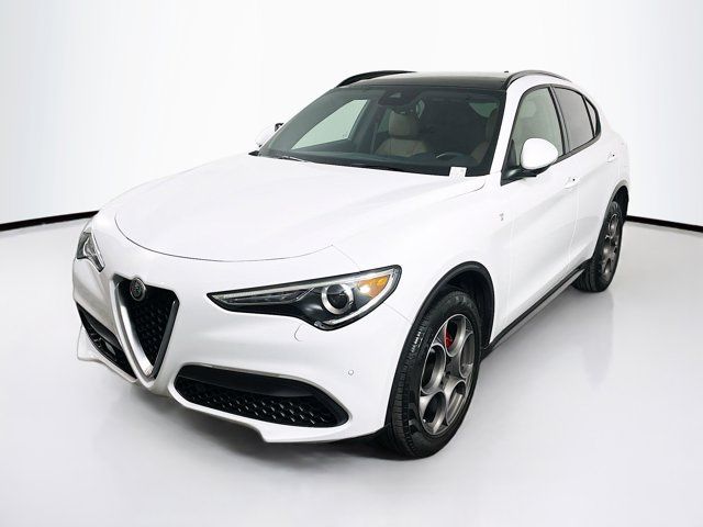 2022 Alfa Romeo Stelvio Ti