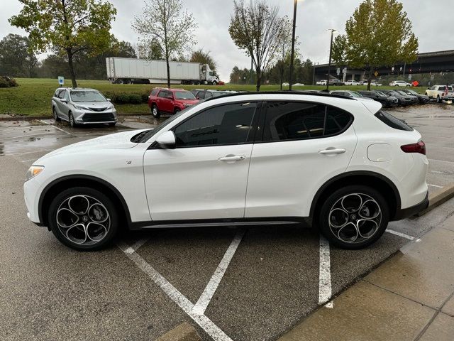 2022 Alfa Romeo Stelvio Ti