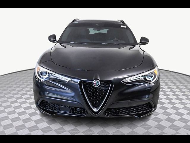 2022 Alfa Romeo Stelvio Ti