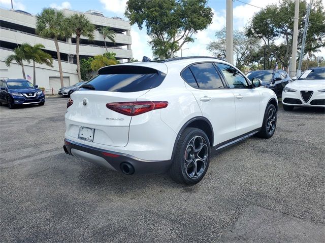 2022 Alfa Romeo Stelvio Ti