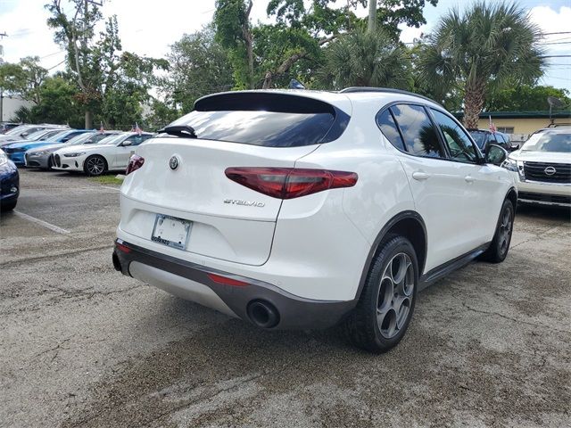 2022 Alfa Romeo Stelvio Ti