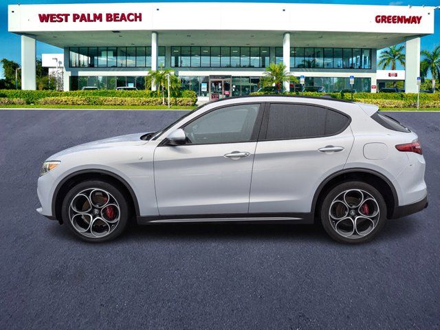 2022 Alfa Romeo Stelvio Ti