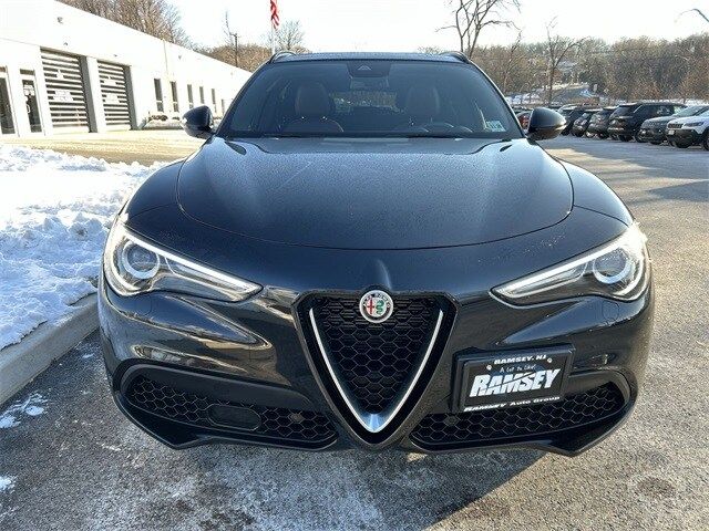 2022 Alfa Romeo Stelvio Ti