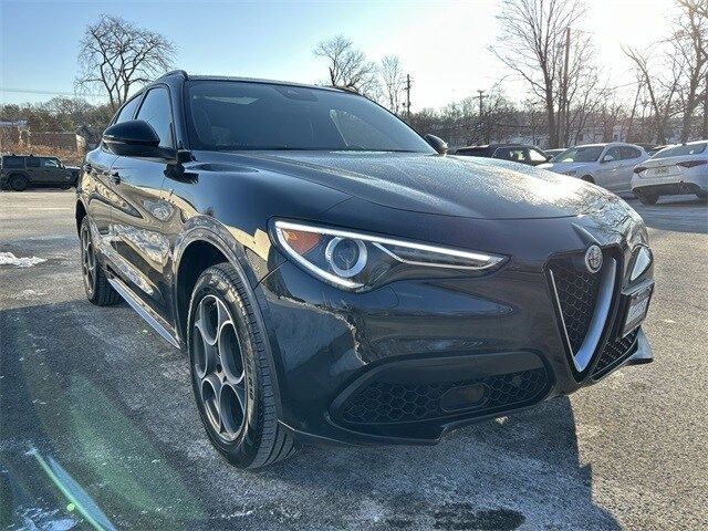 2022 Alfa Romeo Stelvio Ti