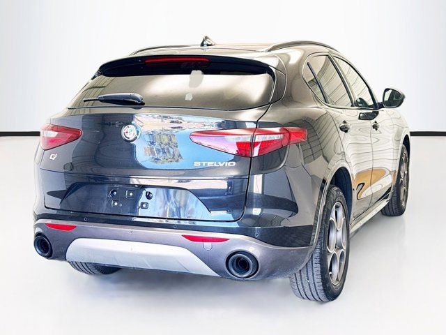 2022 Alfa Romeo Stelvio Ti