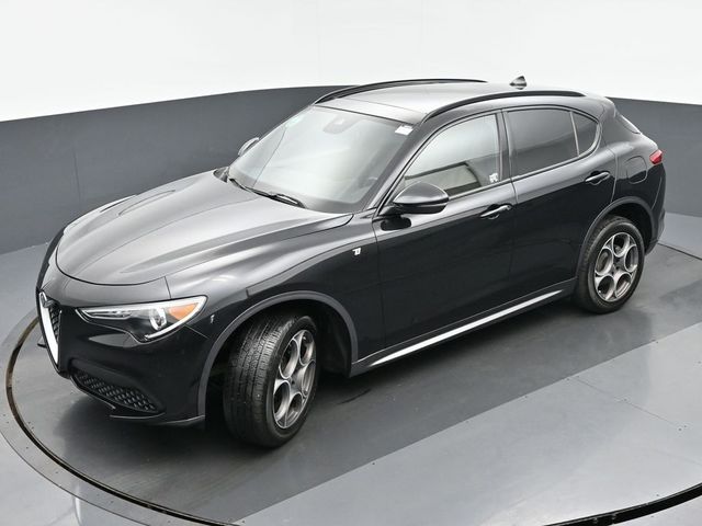 2022 Alfa Romeo Stelvio Ti