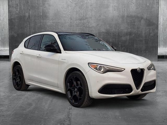 2022 Alfa Romeo Stelvio Veloce