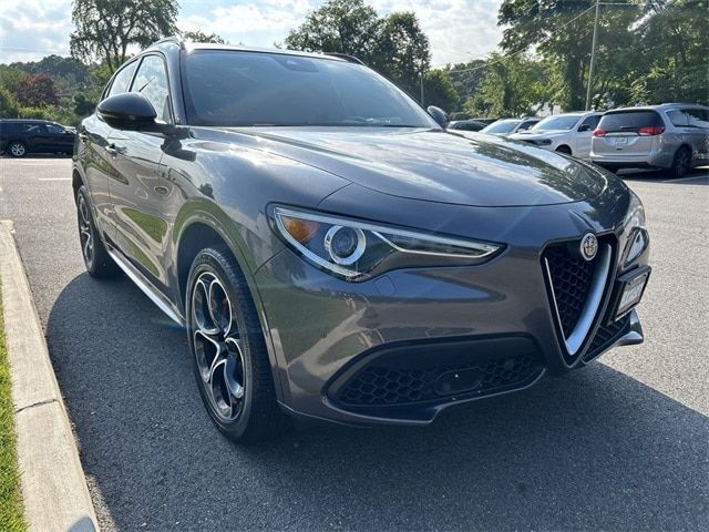 2022 Alfa Romeo Stelvio Ti