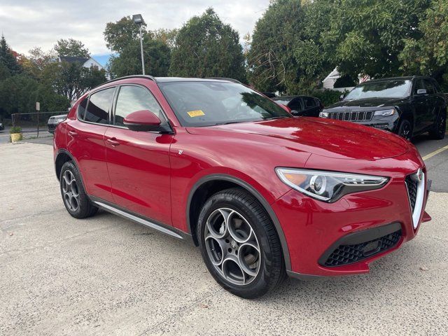 2022 Alfa Romeo Stelvio Ti