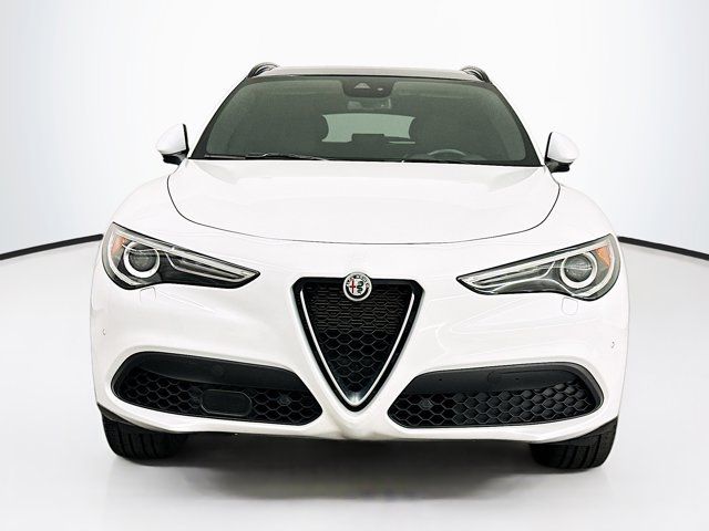 2022 Alfa Romeo Stelvio Ti