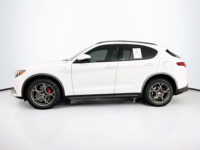 2022 Alfa Romeo Stelvio Ti