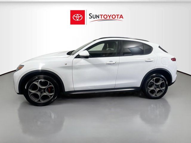 2022 Alfa Romeo Stelvio Ti