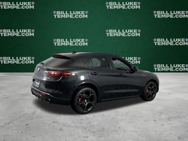 2022 Alfa Romeo Stelvio Veloce