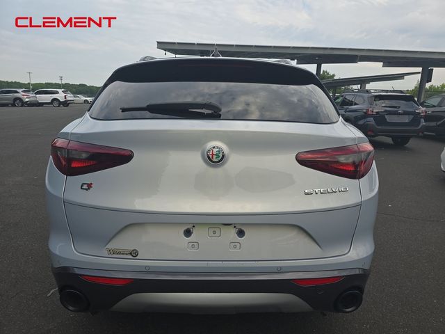 2022 Alfa Romeo Stelvio Ti