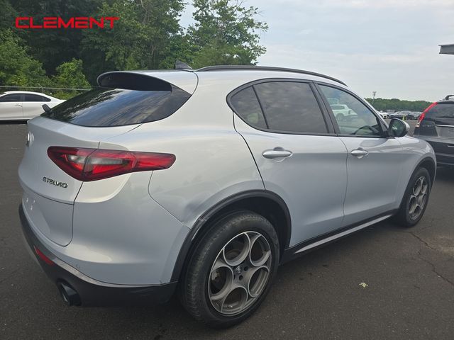 2022 Alfa Romeo Stelvio Ti