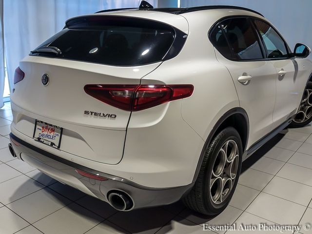 2022 Alfa Romeo Stelvio Ti